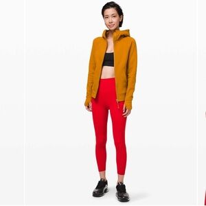 Align cropped* leggings 23’ in Dark Red